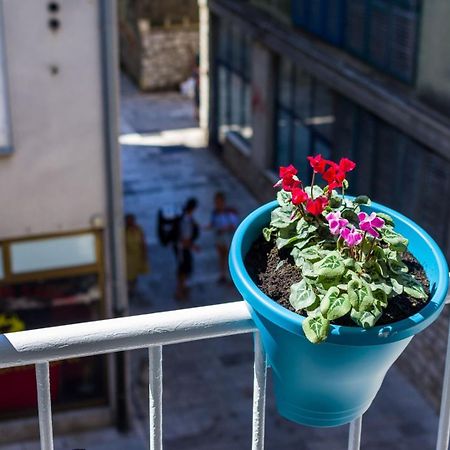 Ema 2Br Apt. In Old Town Centre Zadar Bagian luar foto