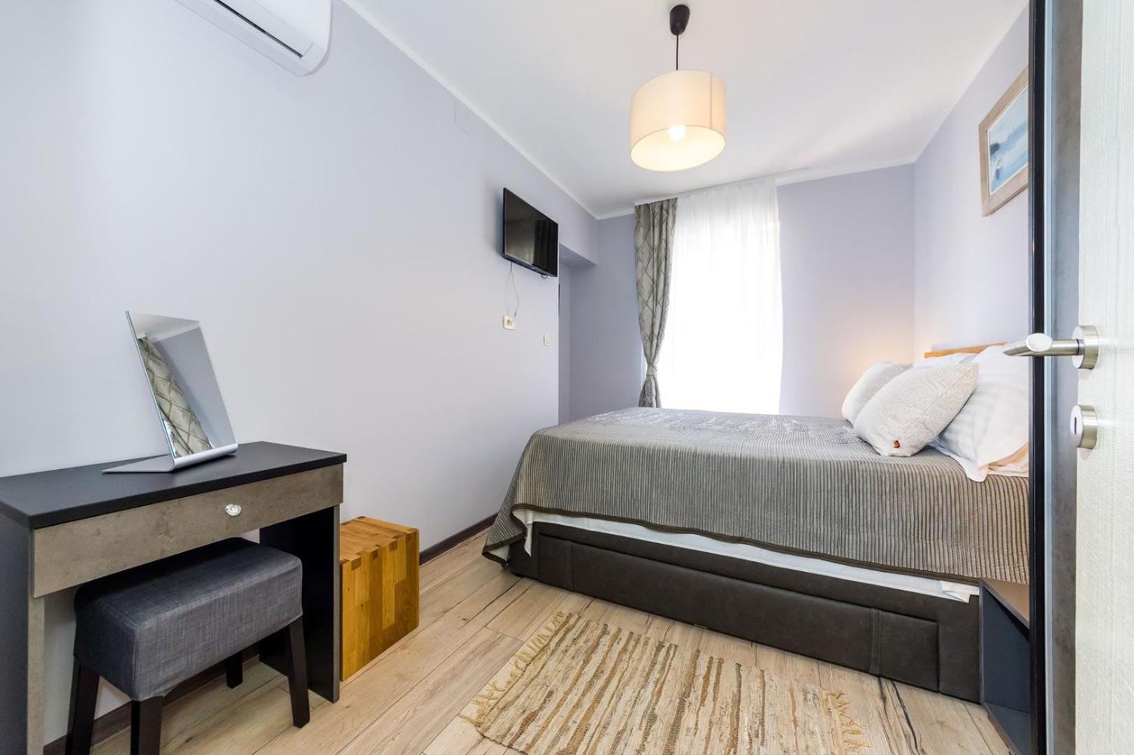 Ema 2Br Apt. In Old Town Centre Zadar Bagian luar foto