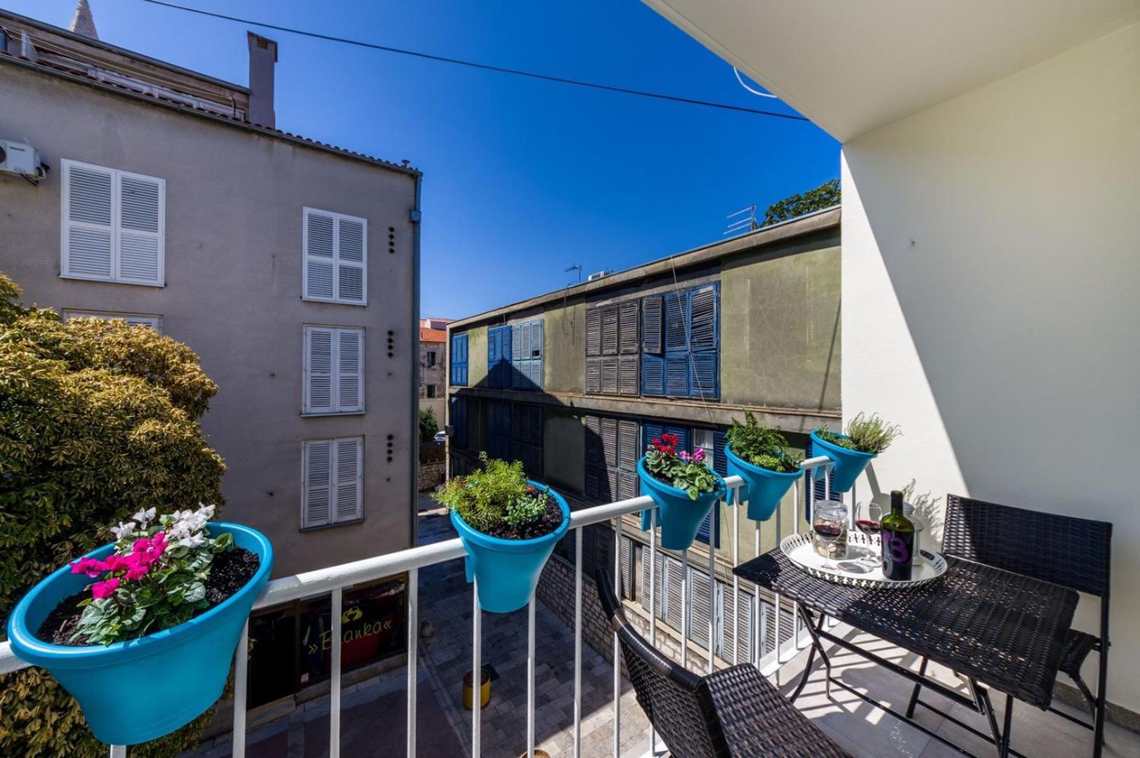 Ema 2Br Apt. In Old Town Centre Zadar Bagian luar foto